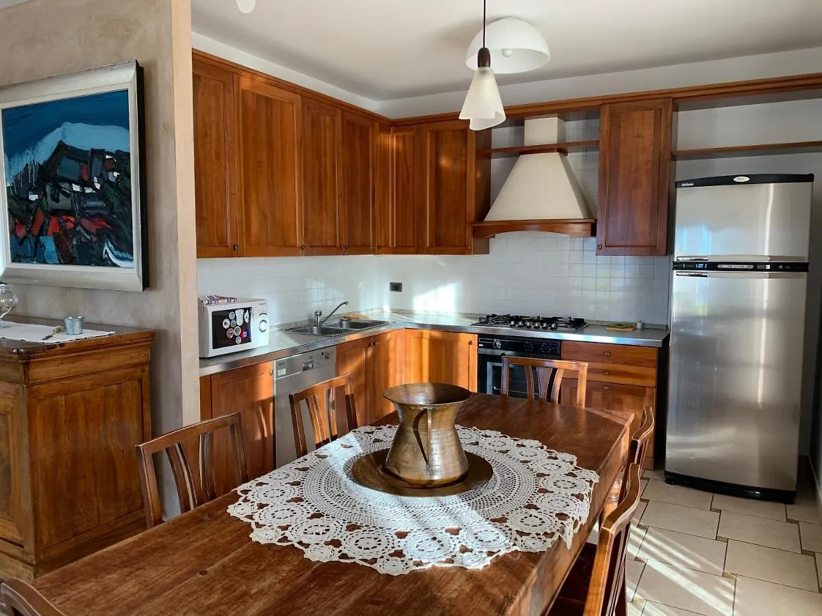 펜션 Cozy House On Iseo Lake 폰테노