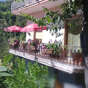  Apartment La Margherita Di Italien